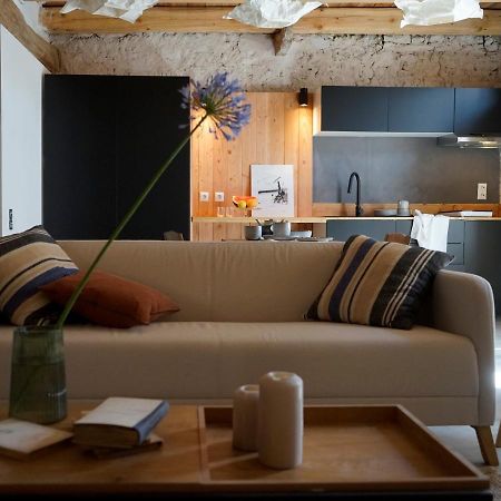 Can Tat, Loft In A Old Coach House Sant Jordi Desvalls Zewnętrze zdjęcie