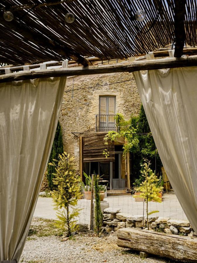 Can Tat, Loft In A Old Coach House Sant Jordi Desvalls Zewnętrze zdjęcie